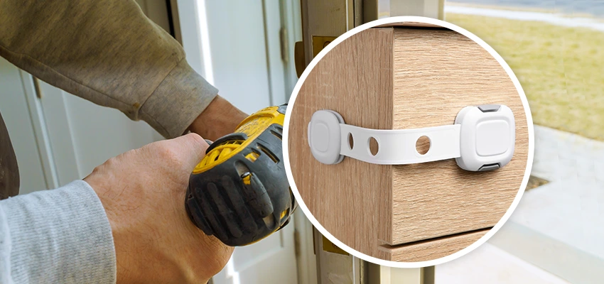 Childproof Sliding Door Locks in Parkway, CA