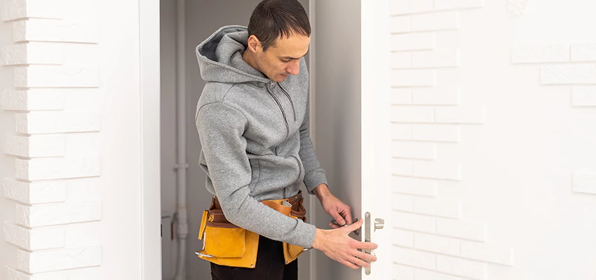 Nighttime Locksmith Near Me in Parkway, CA
